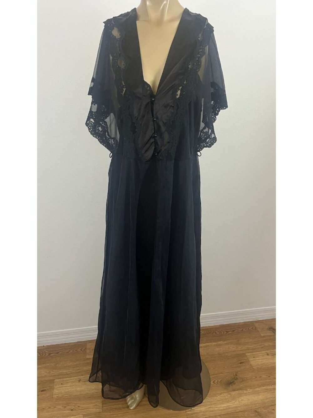 Vintage Val Mode Women's M Nightgown & Robe Peignoir Set Nylon Black Bridal